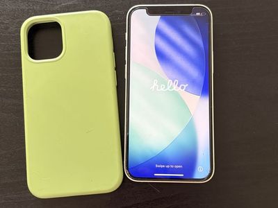 Apple iPhone 12 / 12 Mini mint green Smartphone with Green Case