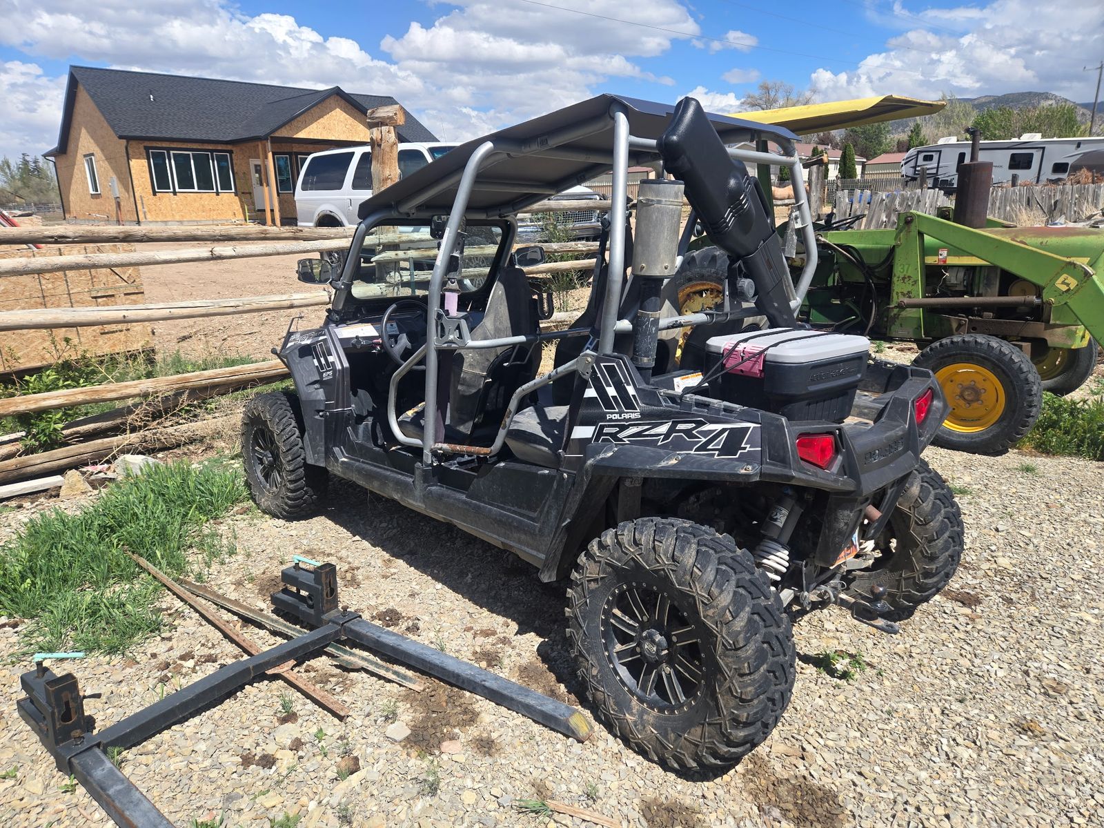 2014 Polaris RZR 800