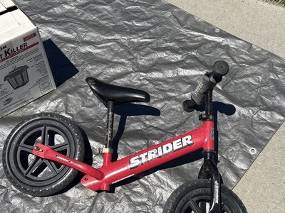 Strider 12 Classic Balance Bike - Red, Ultralight Wheels - Learn to Ride