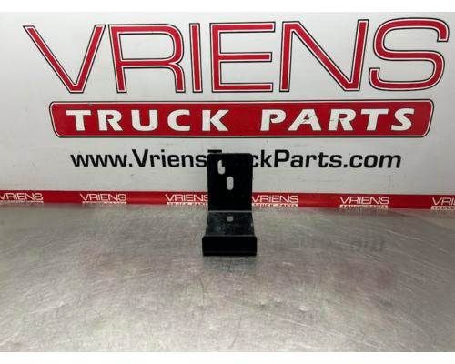 L-SHAPED RH BRACKET