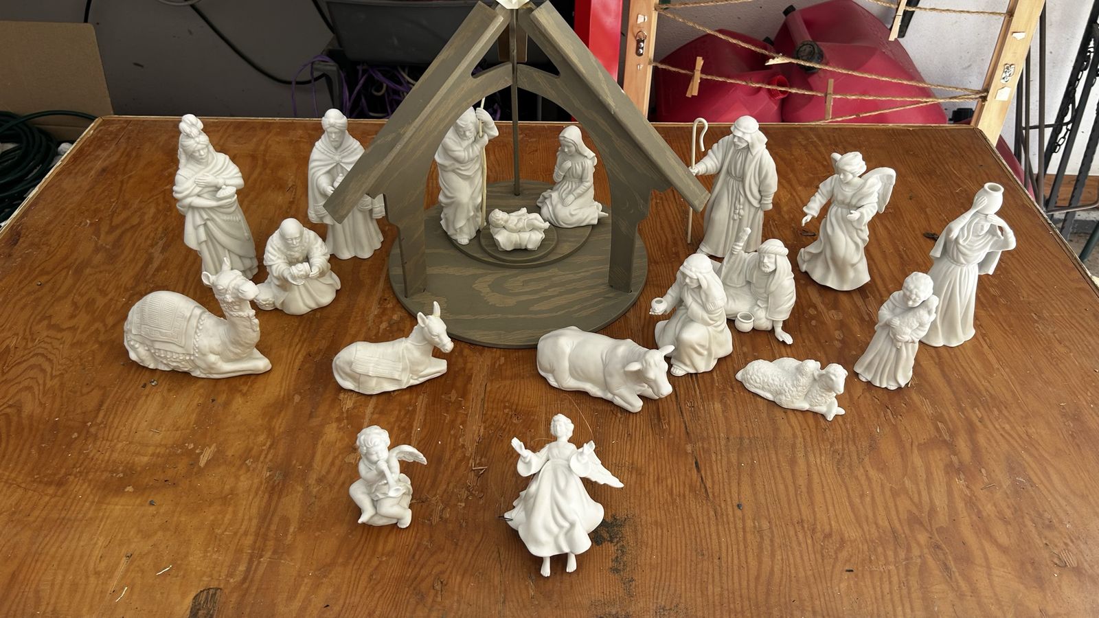 Main image 7