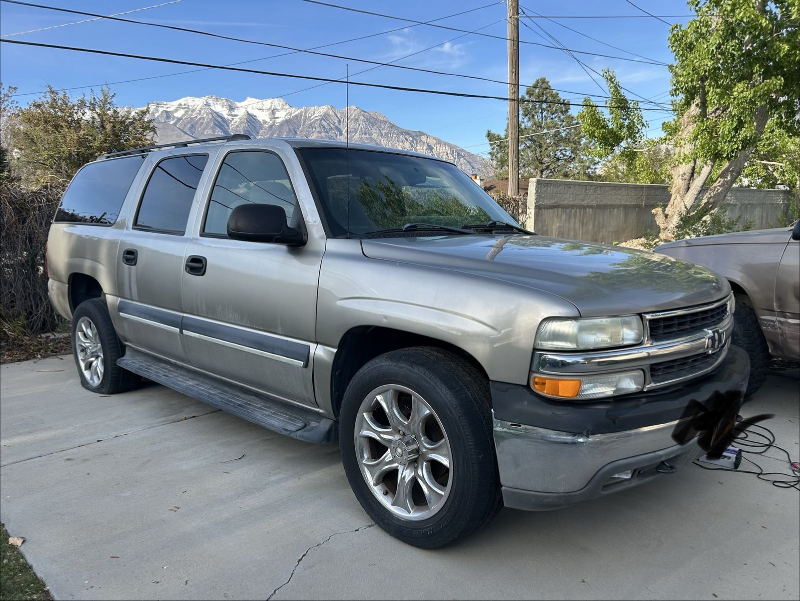 2003 CHEVROLET SUBURBAN