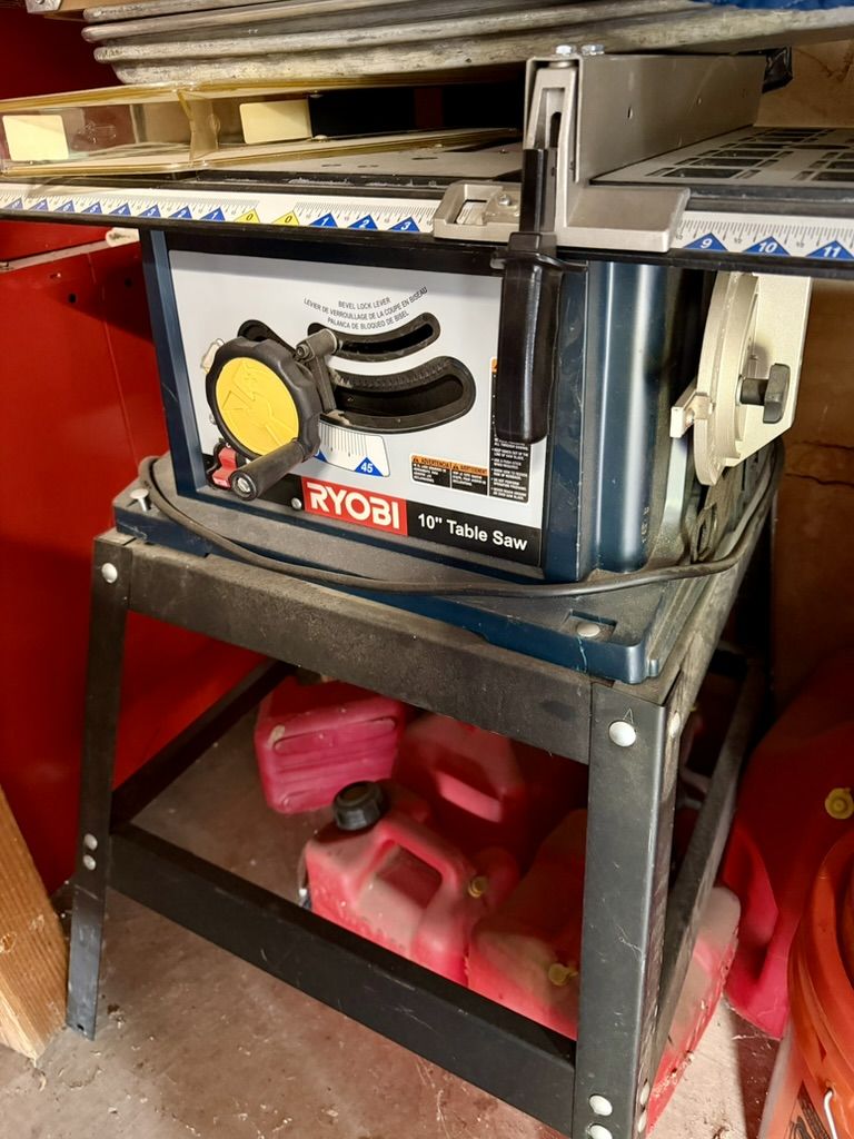 COMING SOON – HUGE TOOL LOT / GARAGE CLEANOUT