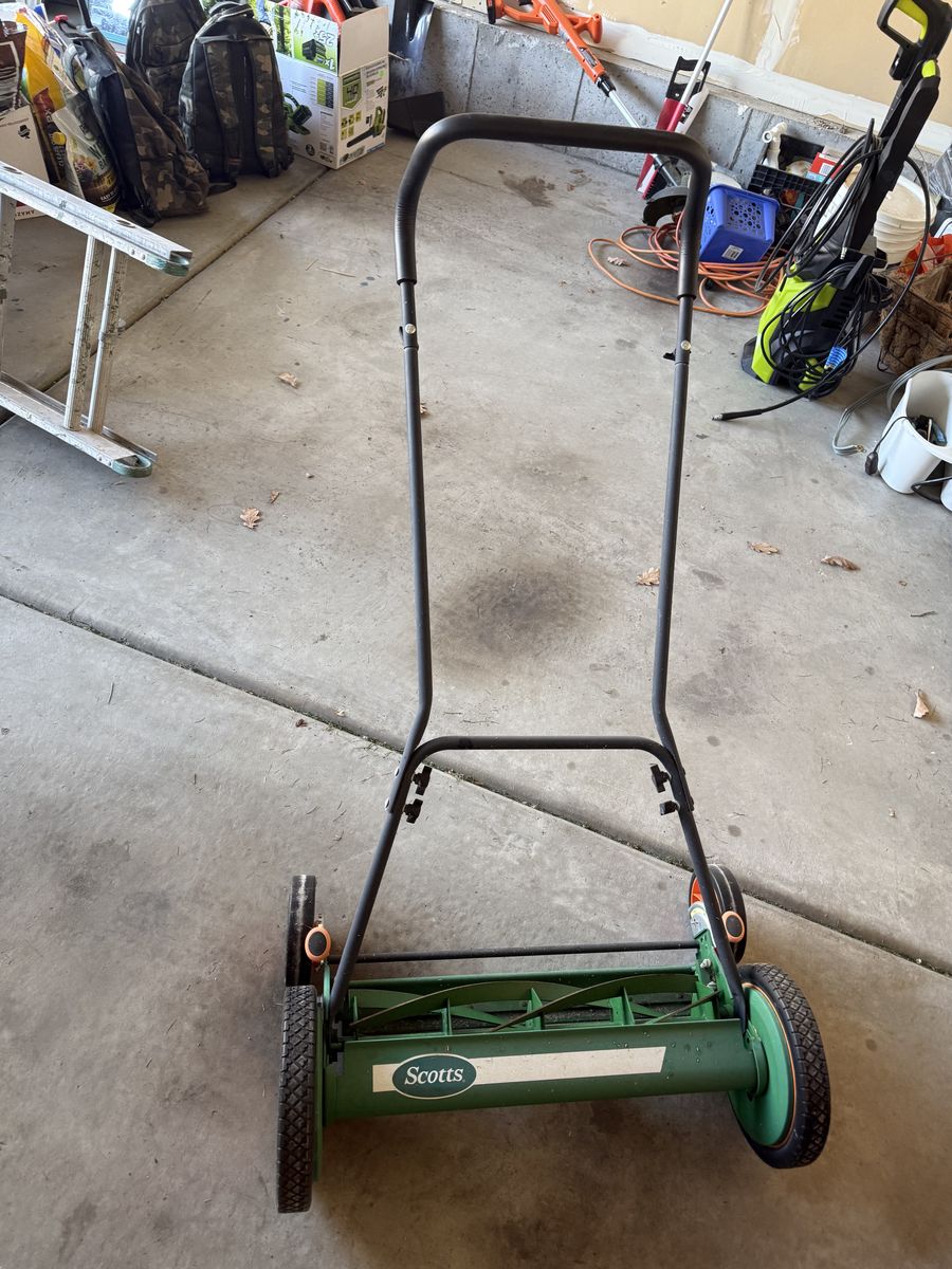 Push Lawnmower