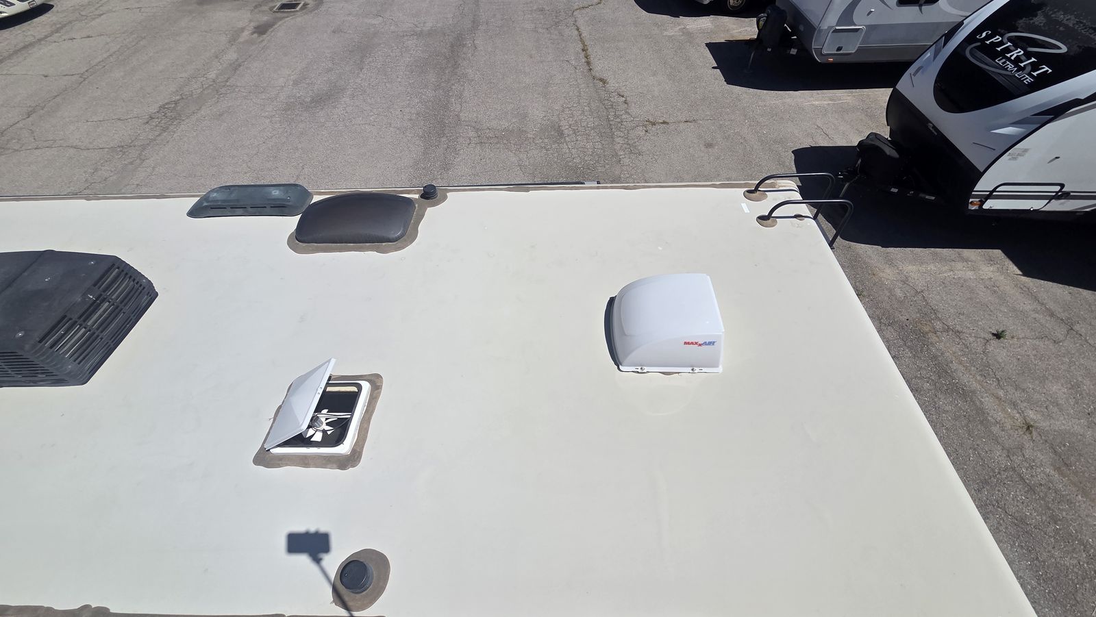 Main image 33