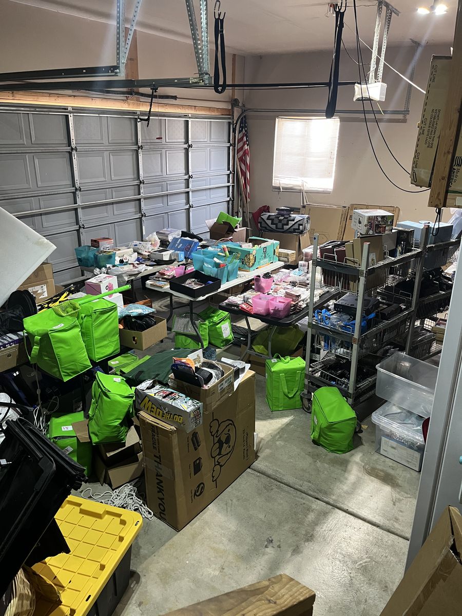 Sat. 14 syracuse Yard Sale