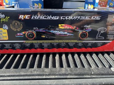 Maisto Tech R/C Red Bull Racing RB19 F1 Formula 1 Race Car Remote Control Model New
