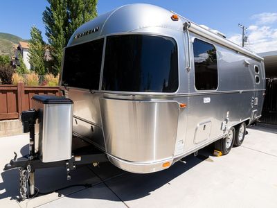 2025 Airstream Flying Cloud 23FB Twin - $79,987 - $103K MSRP + Upgrades