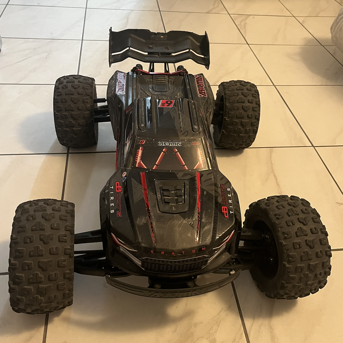 ARRMA Kraton 6s EXB