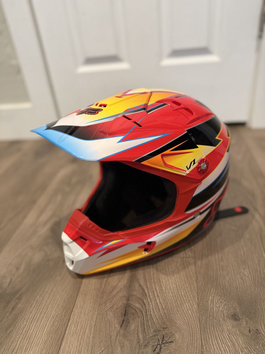 FOX  Racing Moto Helmet(s) Size LG