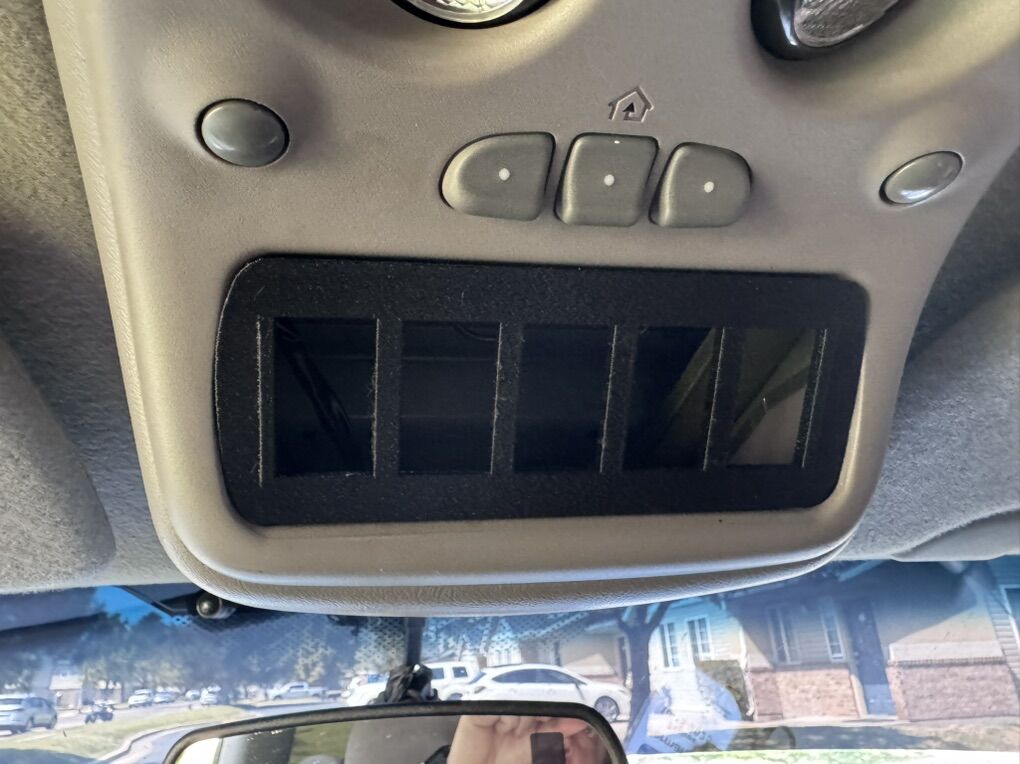 99-07c Gm Overhead 5 Switch Panel W 2 Switches