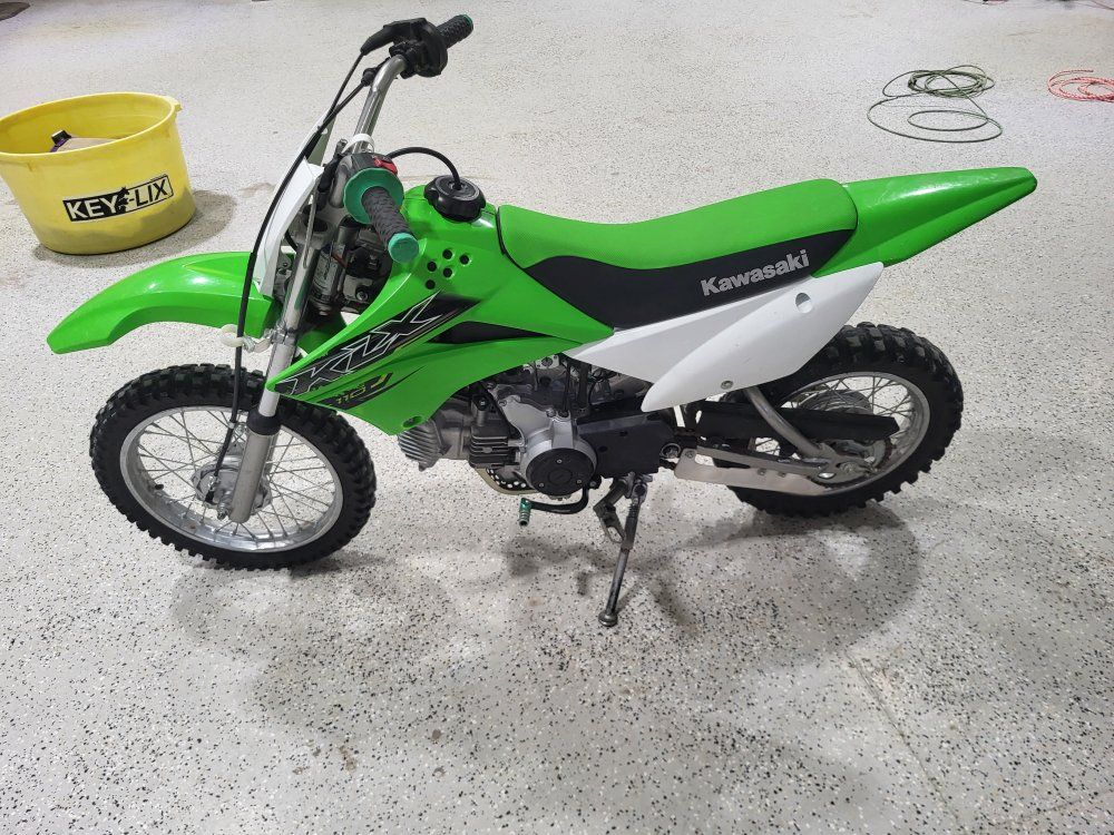 Kawasaki KLX 110 Dirt Bike - Green/White Off-Road Motorcycle