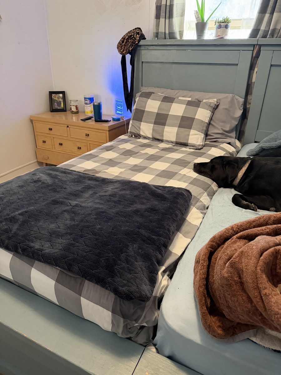 Identical twin beds