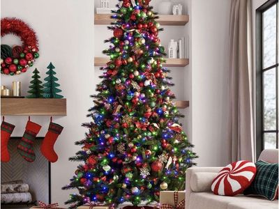 Member's Mark 9' Augusta Pine Pre-Lit Christmas Tree - NEW IN BOX