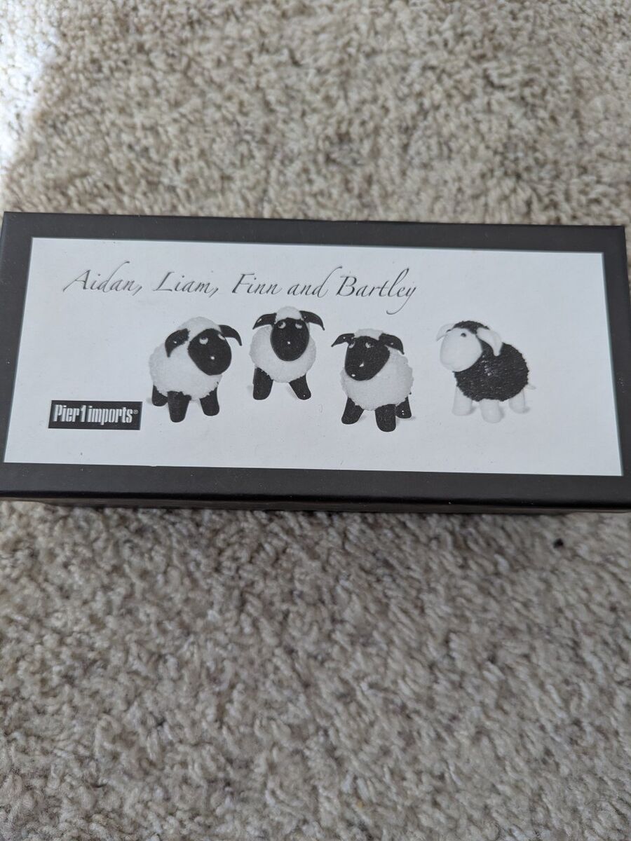 4- Glass Sheep collection