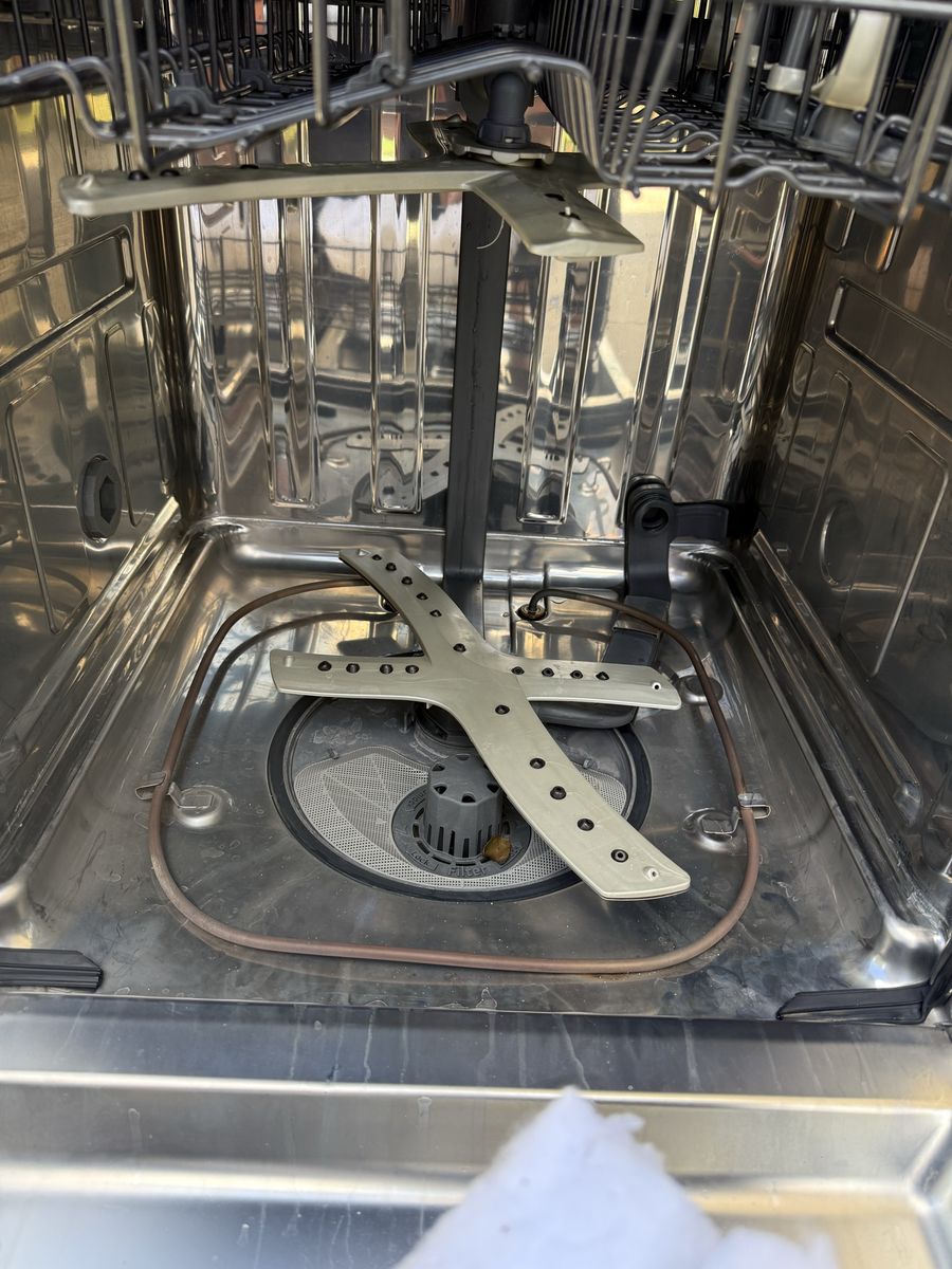 Main image 5