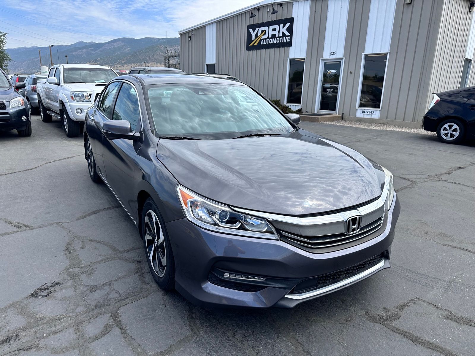 2017 Honda Accord EX-L w/Navi w/Honda Sensing