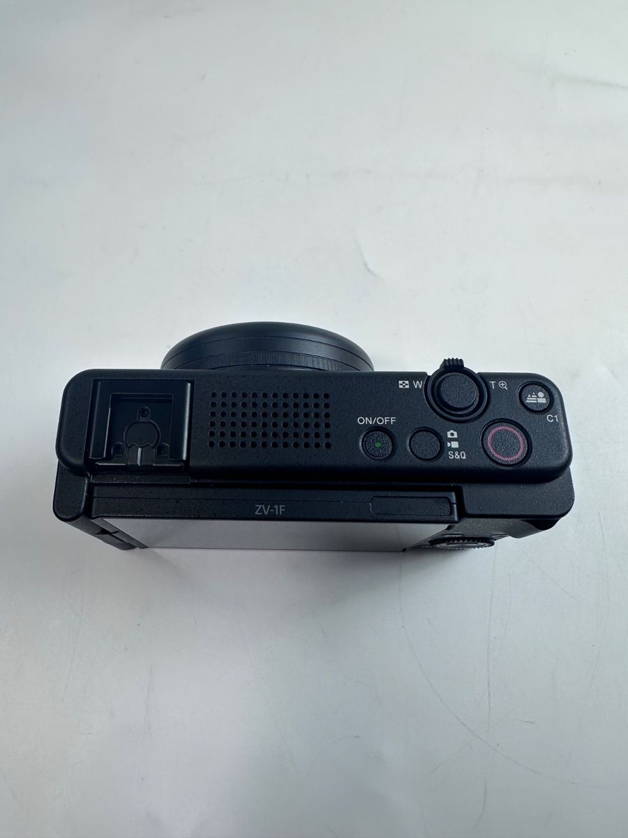 Main image 9