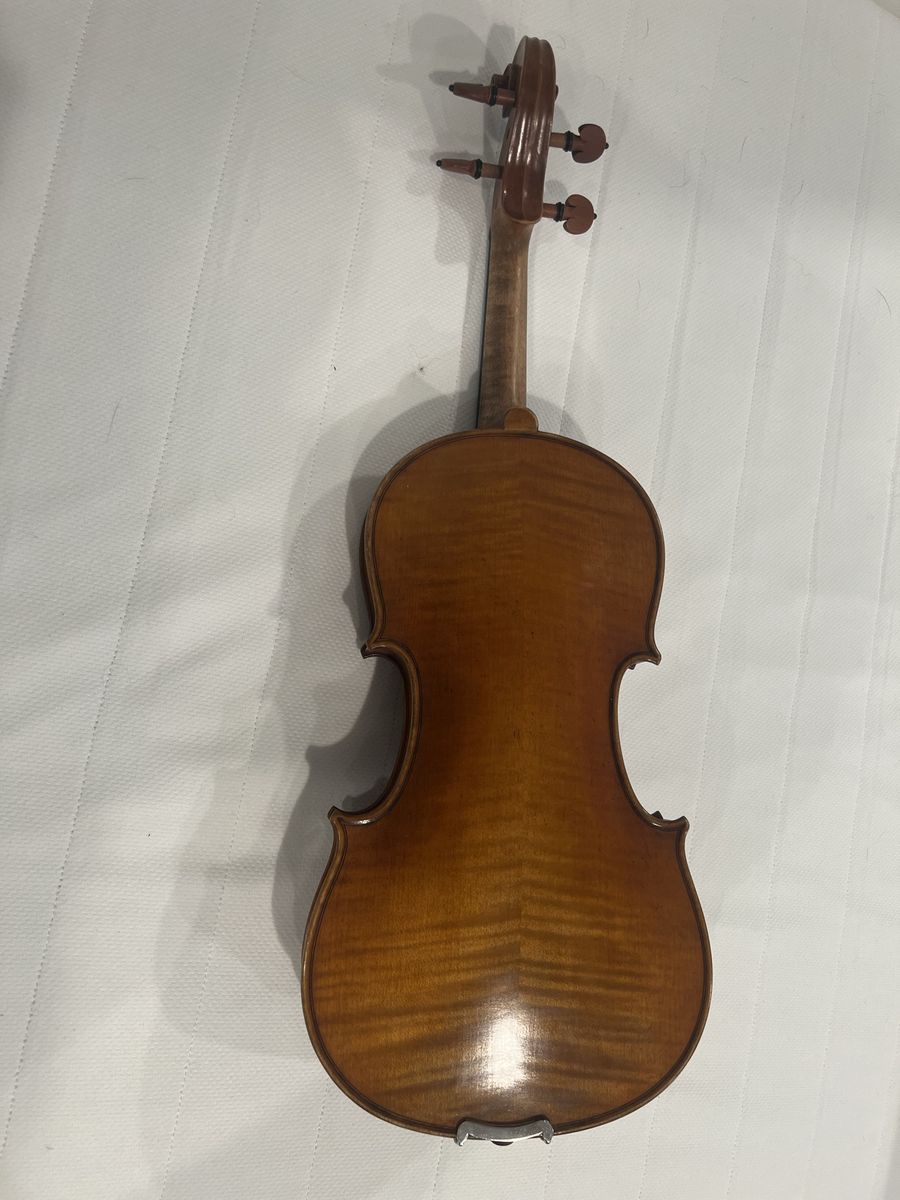 Main image 2