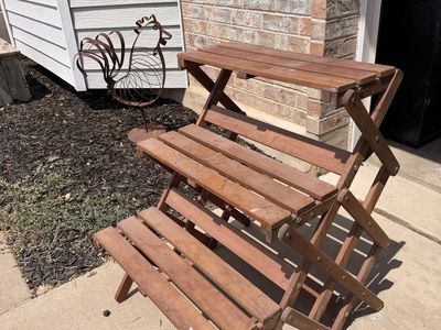 Plant stand/shelf