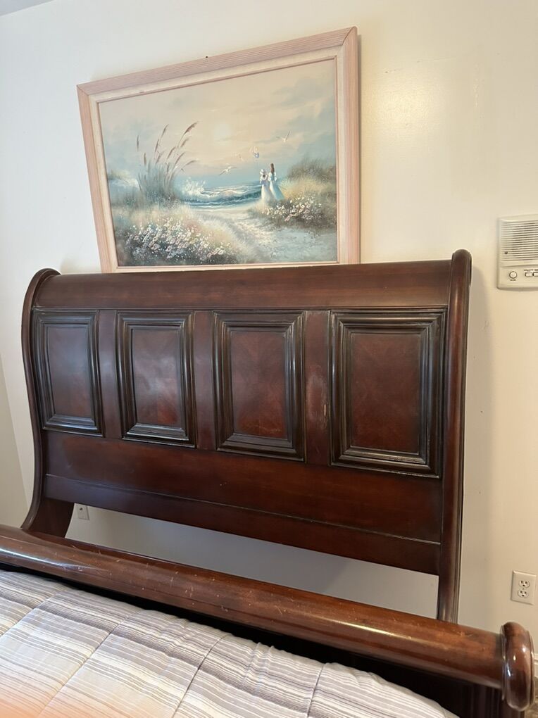 Solid Wood Queen Headboard footboard and Railings