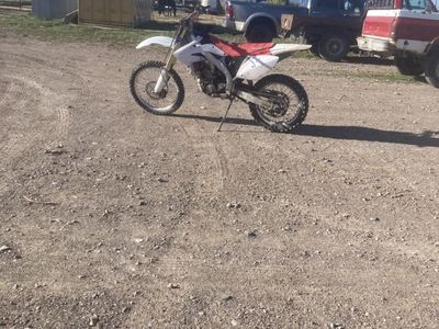 2006 Crf 450r With A Parts Bike