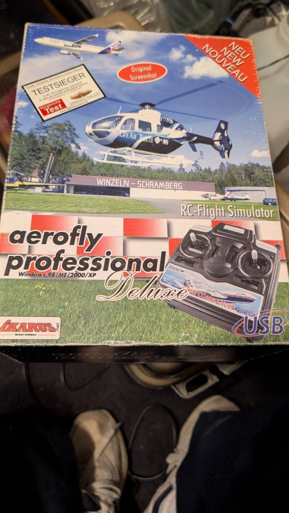 Ikarus aerofly professional Deluxe RC Flight Simulator for Windows 98/ME/2000/XP (New)