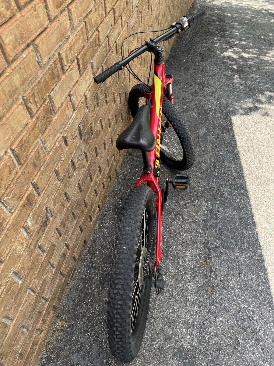 2021 Specialized Riprock 24 MTB