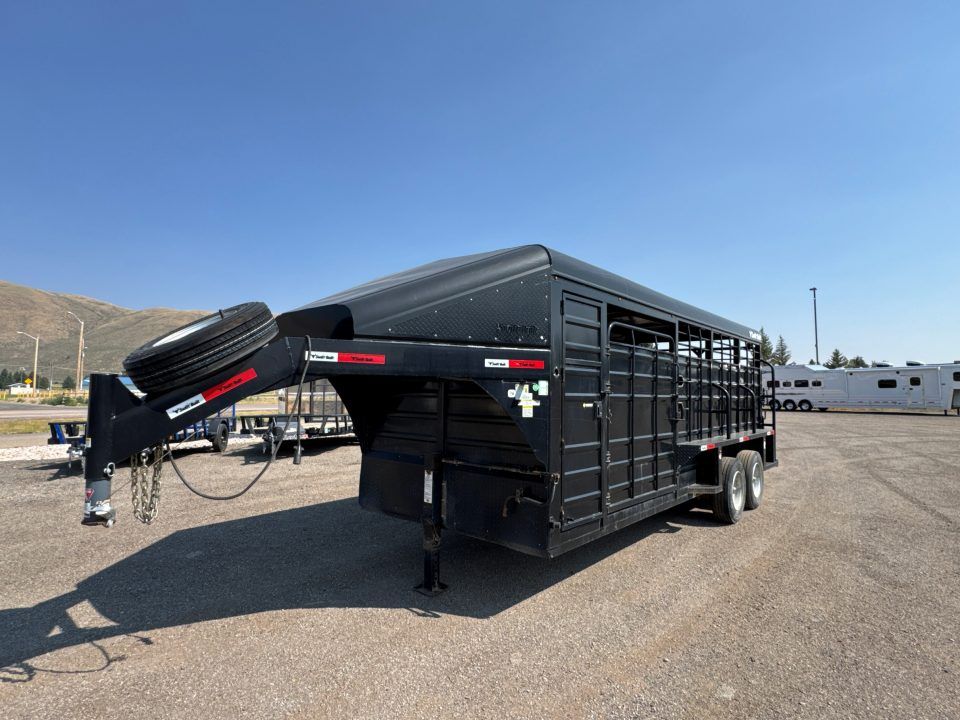 2024 Swift Built Trailers 20' Tack Box Combo