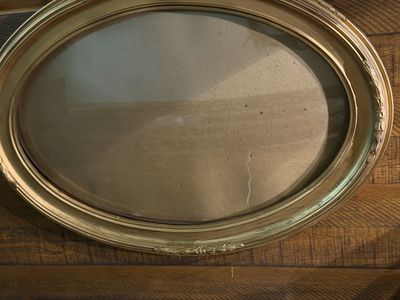 Bubble glass picture frame from 1919