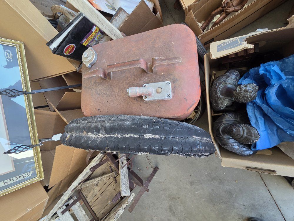 Collectable items, frames, vintage