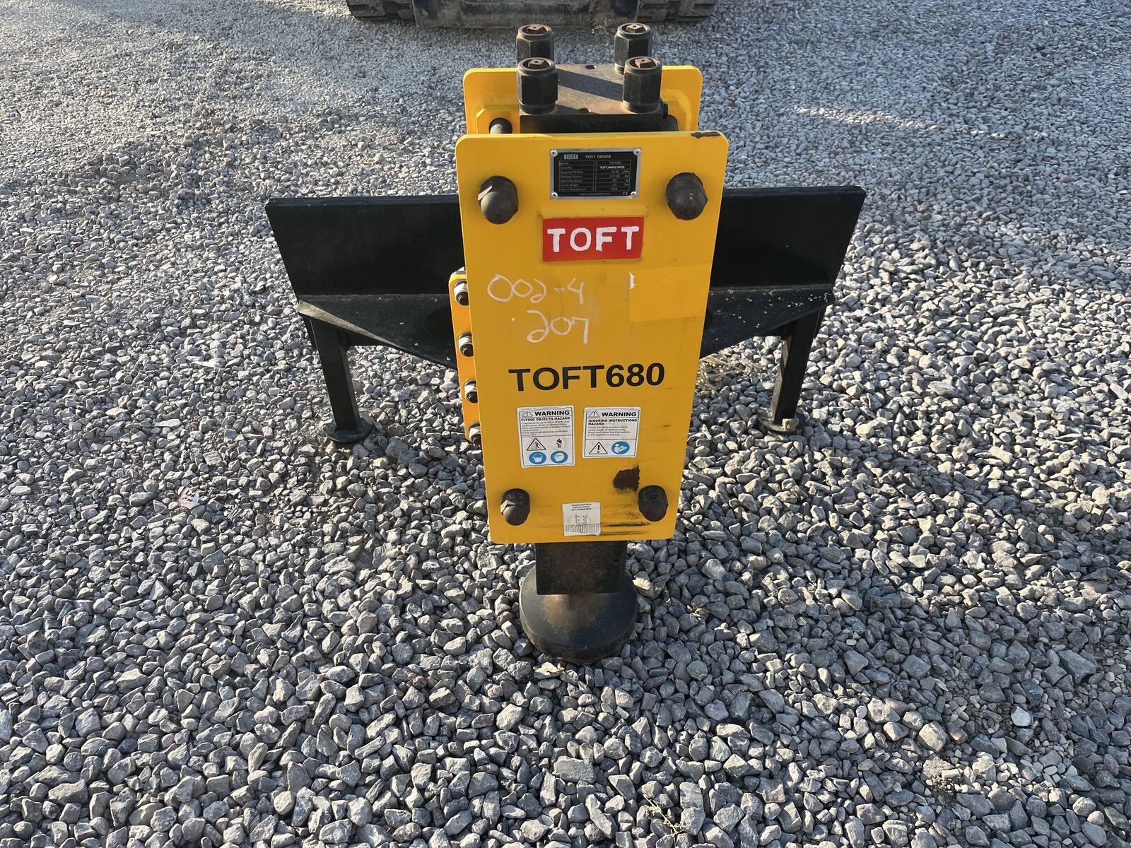 Brand new post pounder