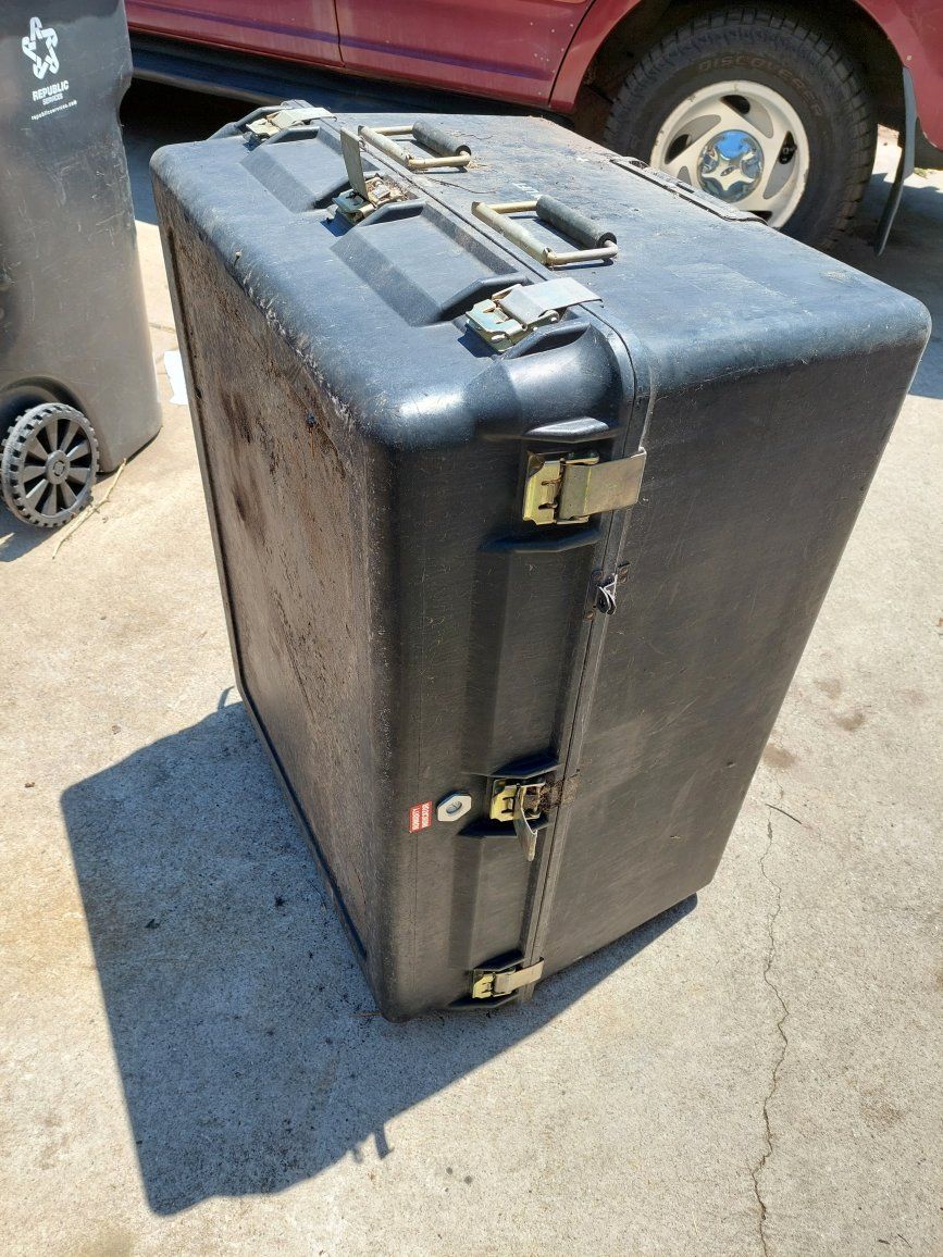 Main image 2