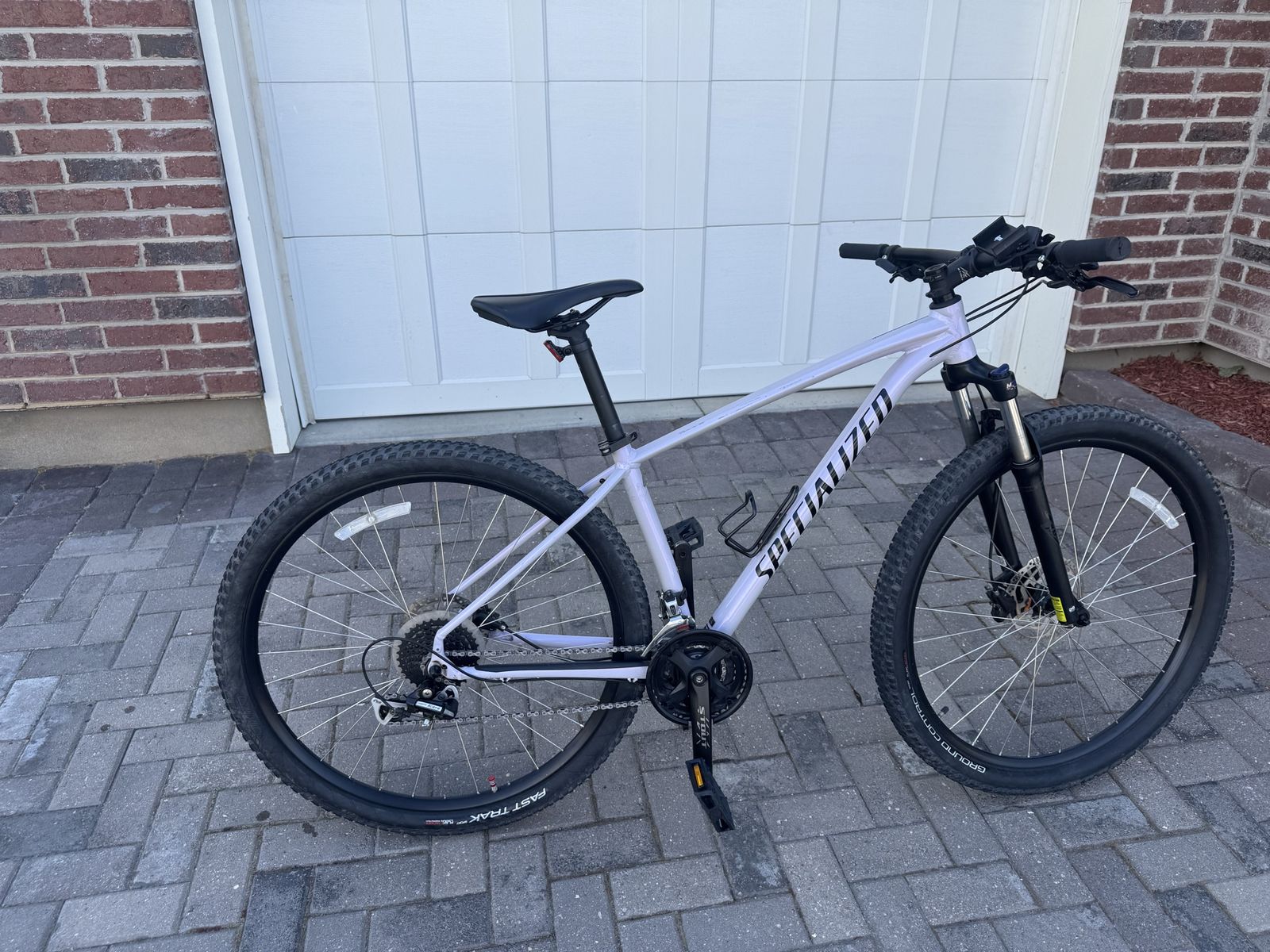 Specialized Rockhopper Mountain Bike - Light Purple/White