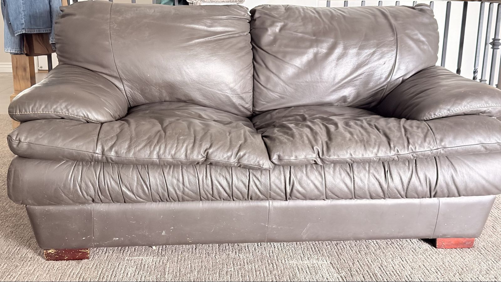 Main image 4