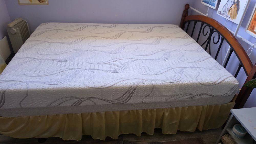 Queen Wooden Bed Frame with Metal Base Support & Headboard (& Mattress)