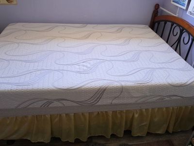 Queen Wooden Bed Frame with Metal Base Support & Headboard (& Mattress)