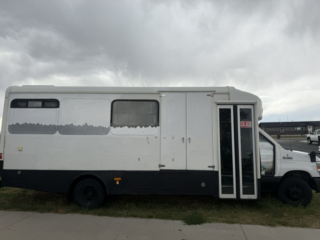 2013 FORD E E-450 SD
