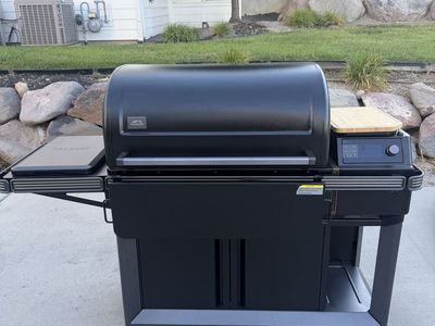 Traeger Timberline Pellet Grill XL with Cover - Black with WiFIRE Technology