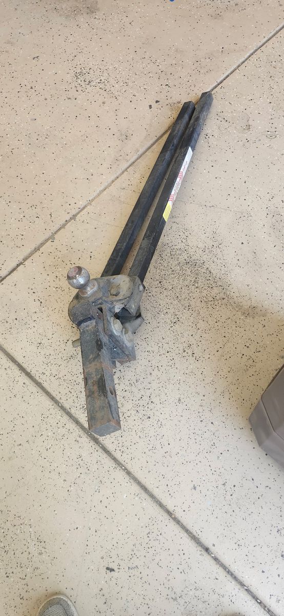 Weight Distribution Hitch with Sway Control - Trailer Towing Hitch