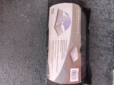 Sliverthorne Three Man Square Dome Tent Like New!