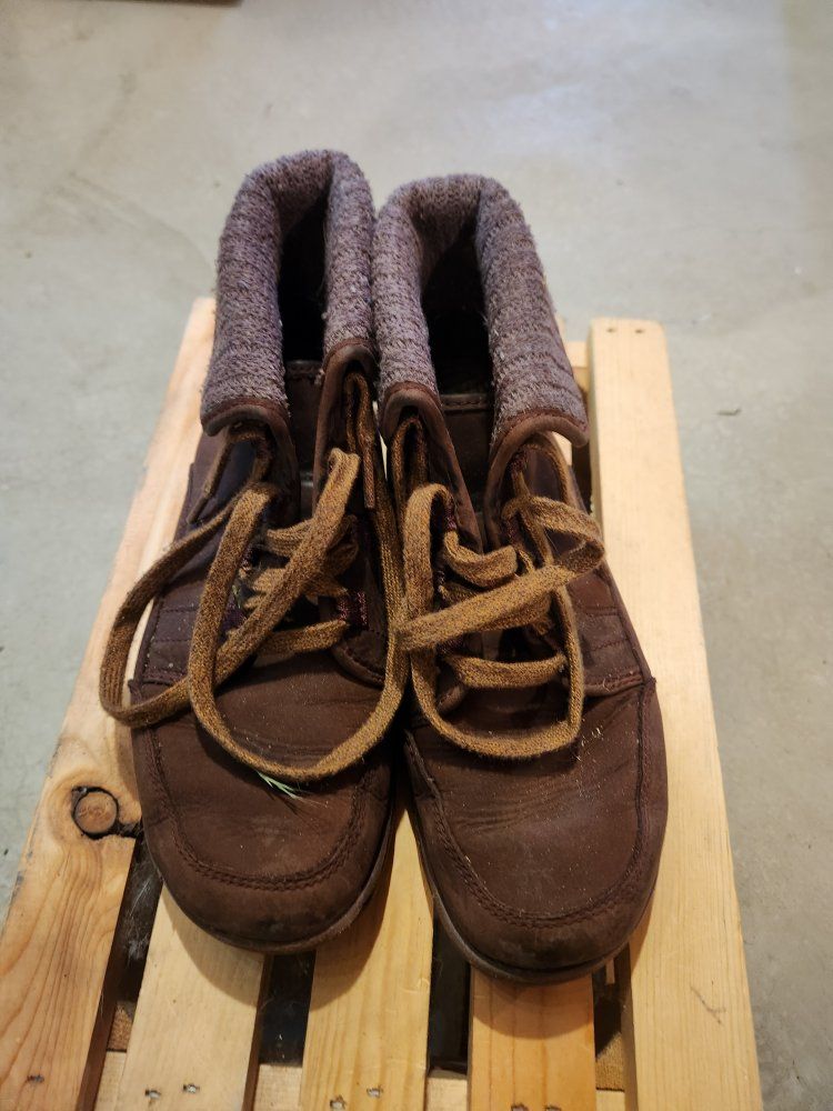 Chaco Women's Barbary - Size 7.5 US