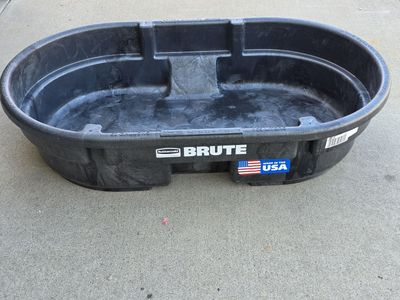 Rubbermaid Brute 50 Gallon stock tank