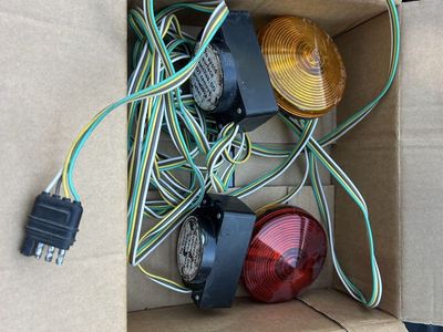 Portable trailer And truck lighting system