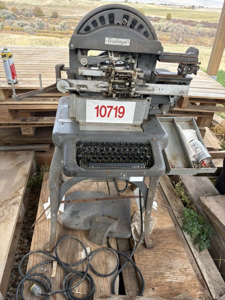 WWII Dog Tag Machine  Graphotype 6341