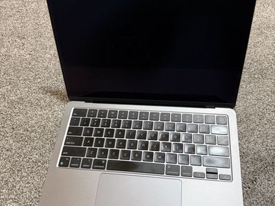 MacBook Air M2 chip, with Apple keyboard & trackpad