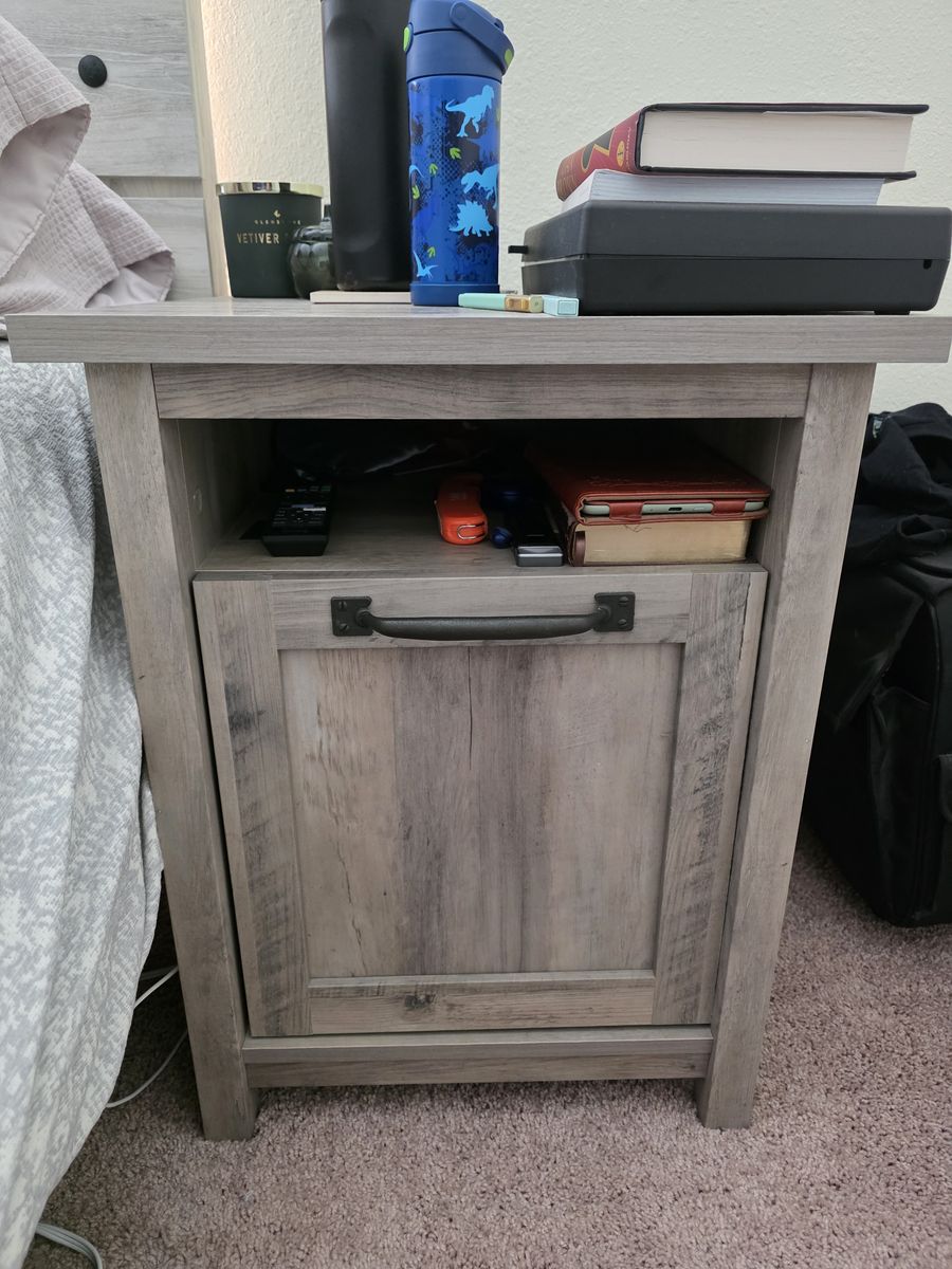 Main image 3