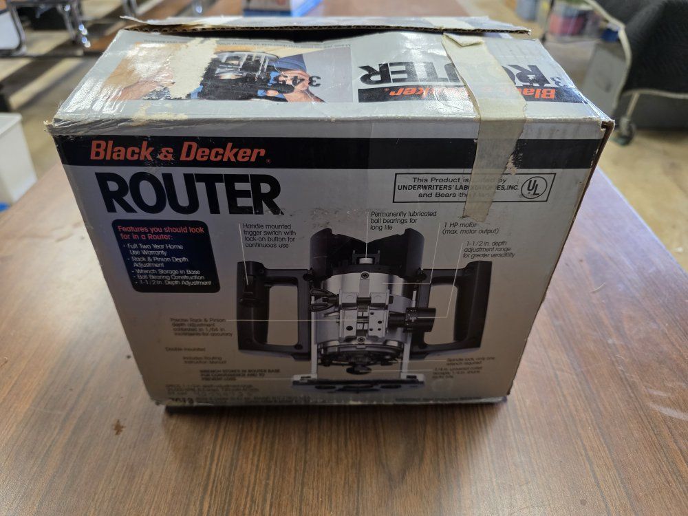 Black and Decker Router