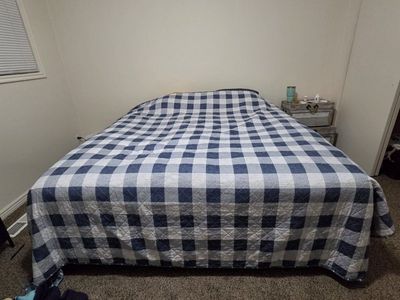 king bed