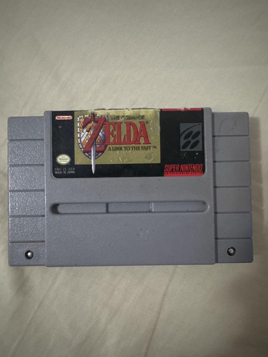 The legend of Zelda: a Link to the Past (SNES)